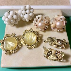 4 Sets Vintage Clip-on Earrings!  Hong Kong | Japan | Thermaset